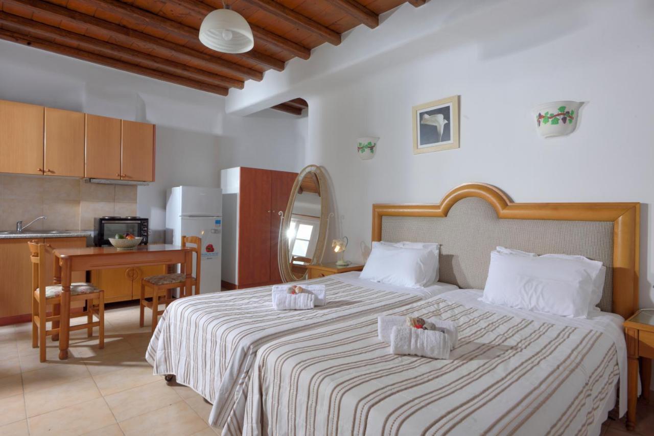 Adonis Rooms Kalo Livadi Ngoại thất bức ảnh