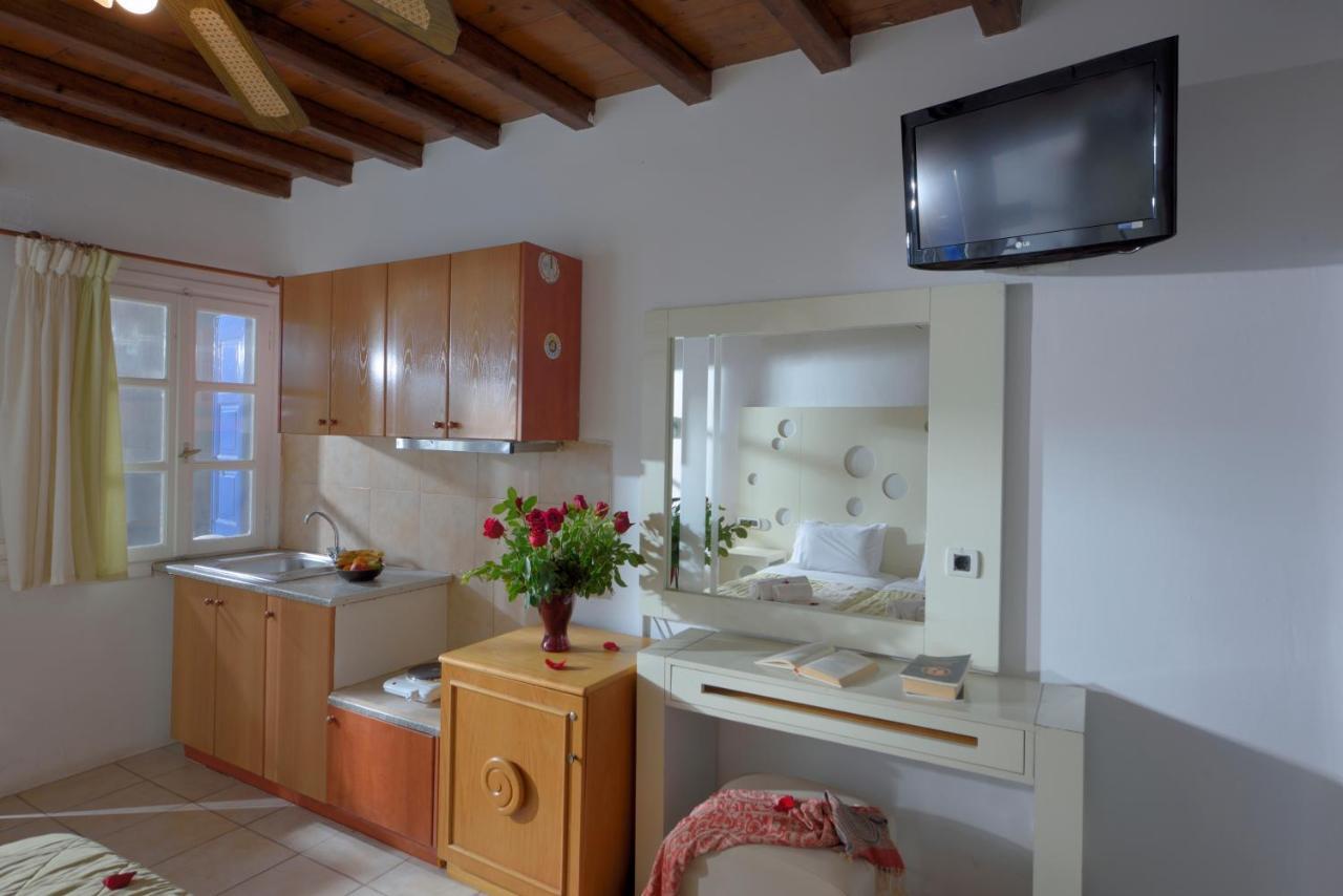 Adonis Rooms Kalo Livadi Ngoại thất bức ảnh